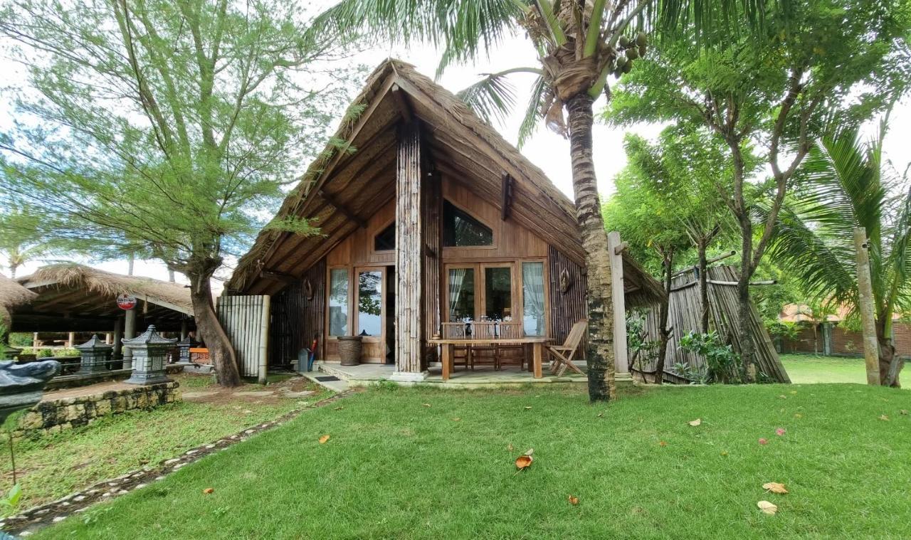 Istana Ombak Eco Resort パチタン エクステリア 写真