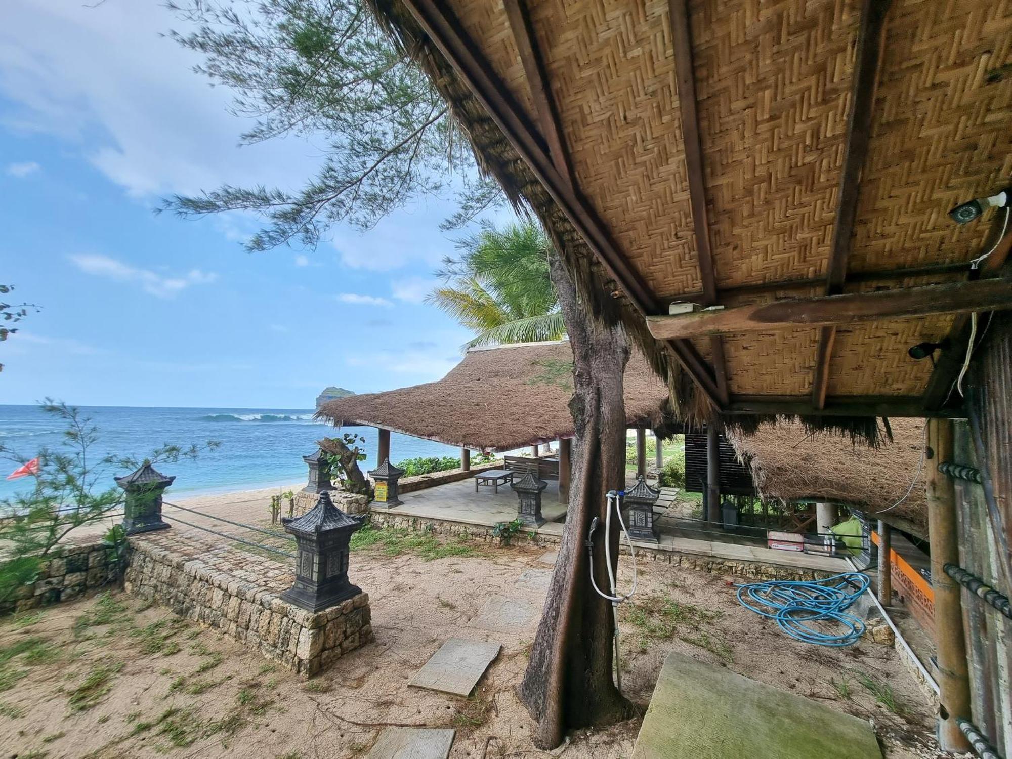 Istana Ombak Eco Resort パチタン エクステリア 写真