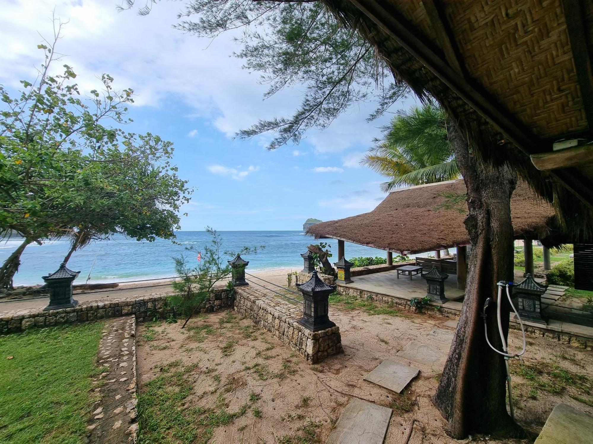 Istana Ombak Eco Resort パチタン エクステリア 写真
